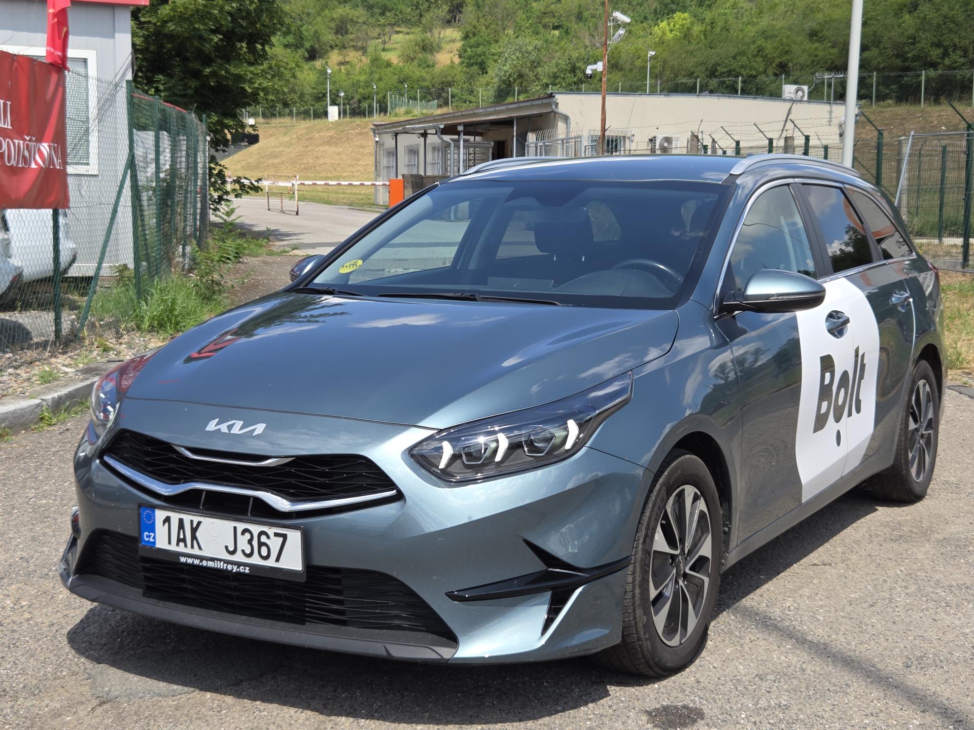 Kia Ceed PRONÁJEM TAXI S ODKUPEM