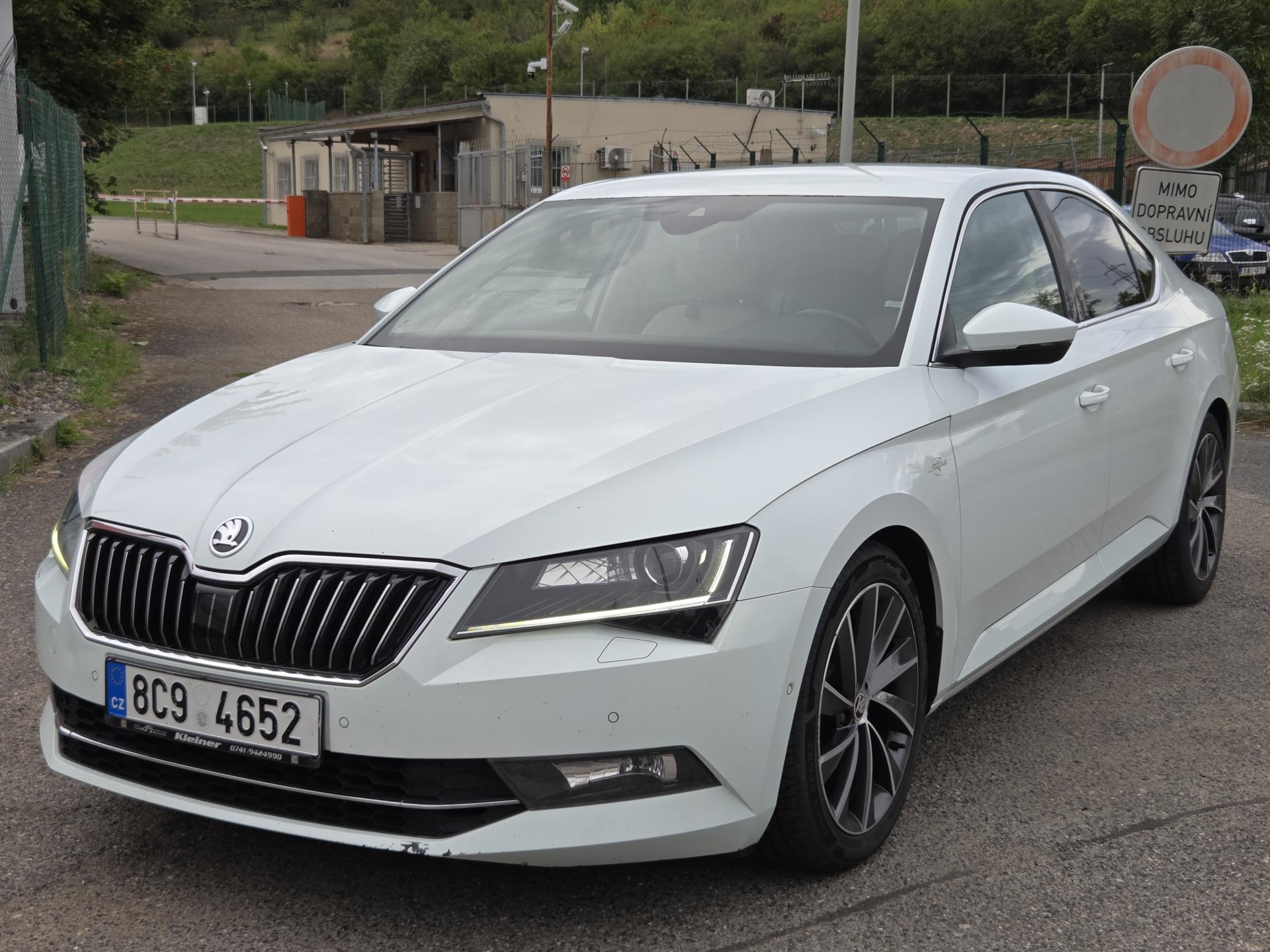 Škoda Superb L&K možné i na splátky VŠEM!