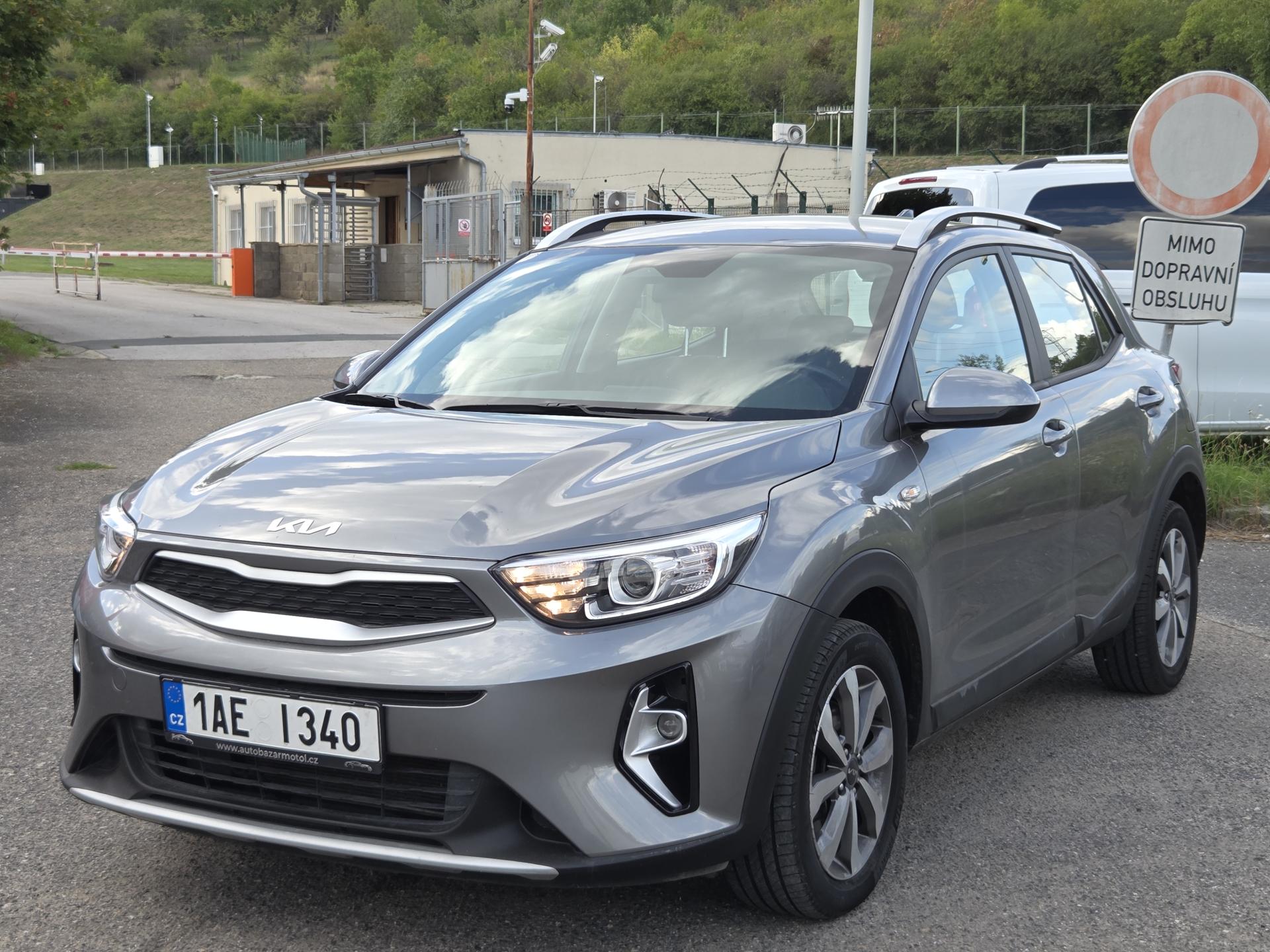Kia Stonic 1,2i 1.MAJITEL , SPLÁTKY VŠEM!