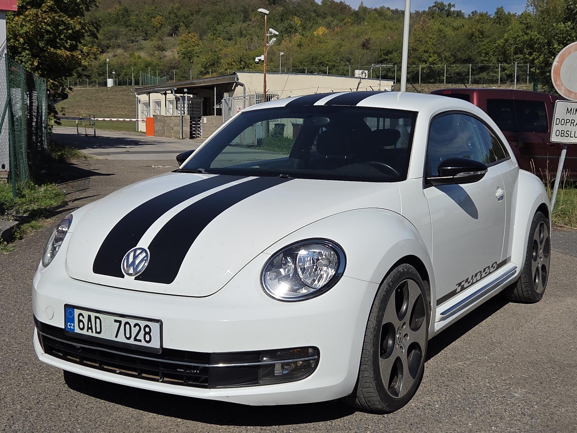 Volkswagen Beetle 2,0TSi AT LZE I SPLÁTKY VŠEM!