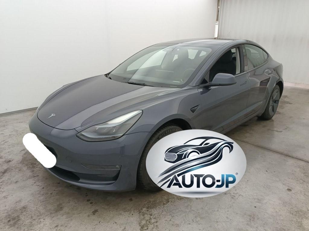Tesla Model 3 AWD LED ACC PŘIPRAVUJEME
