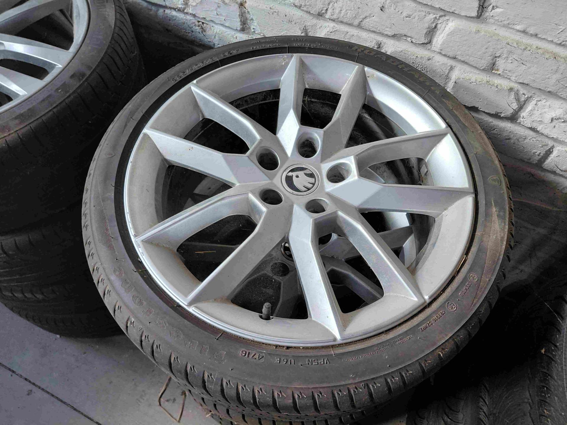 _ 18ALU ŠKODA Octavia RS 5x112