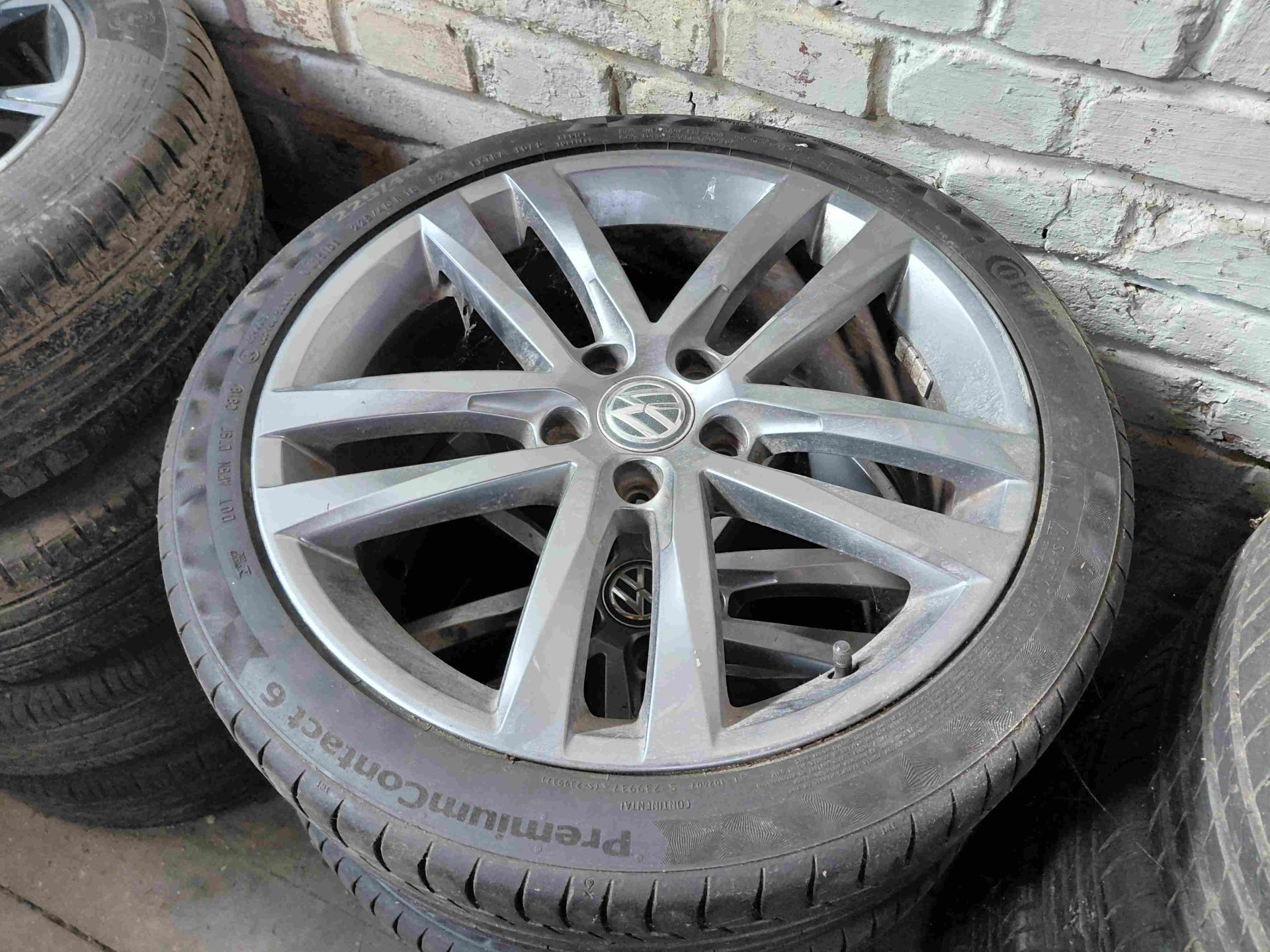 _ 18ALU VW Golf R-LINE 5x112