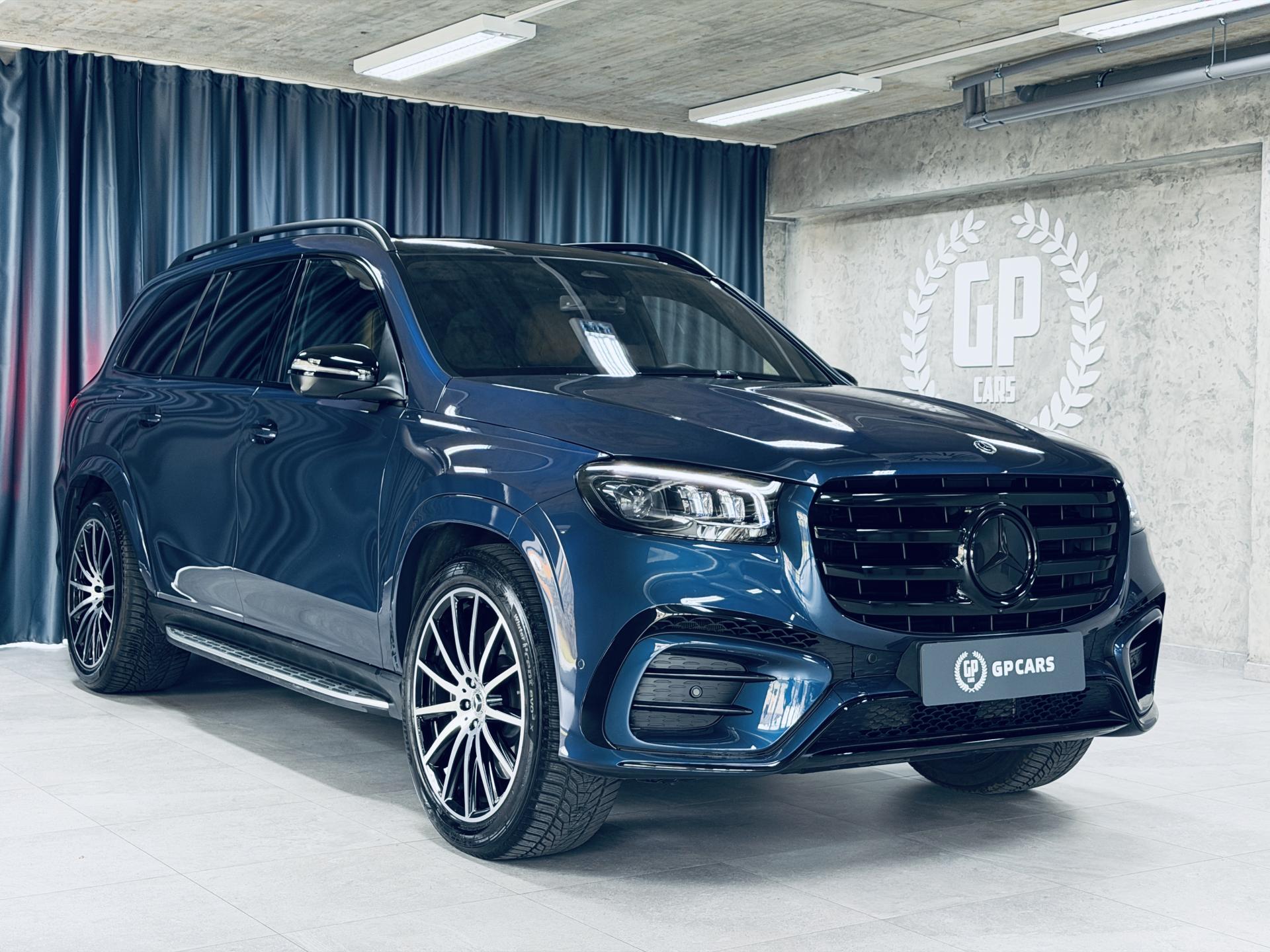 Mercedes-Benz GLS 350d*AMG*NEZ.TOP*HUD*MAX VÝBA*