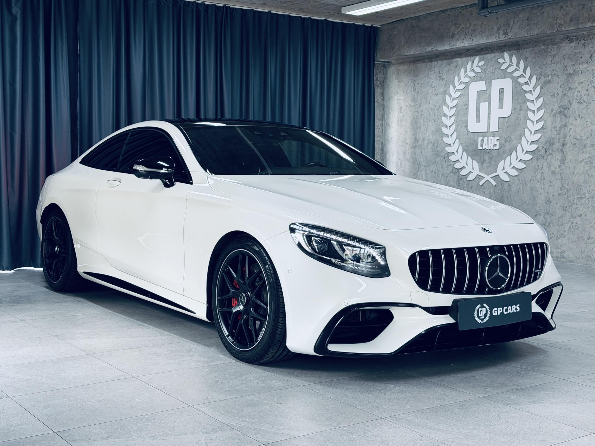 Mercedes-Benz Třídy S S63 AMG COUPE CARBON SWAROVSKI