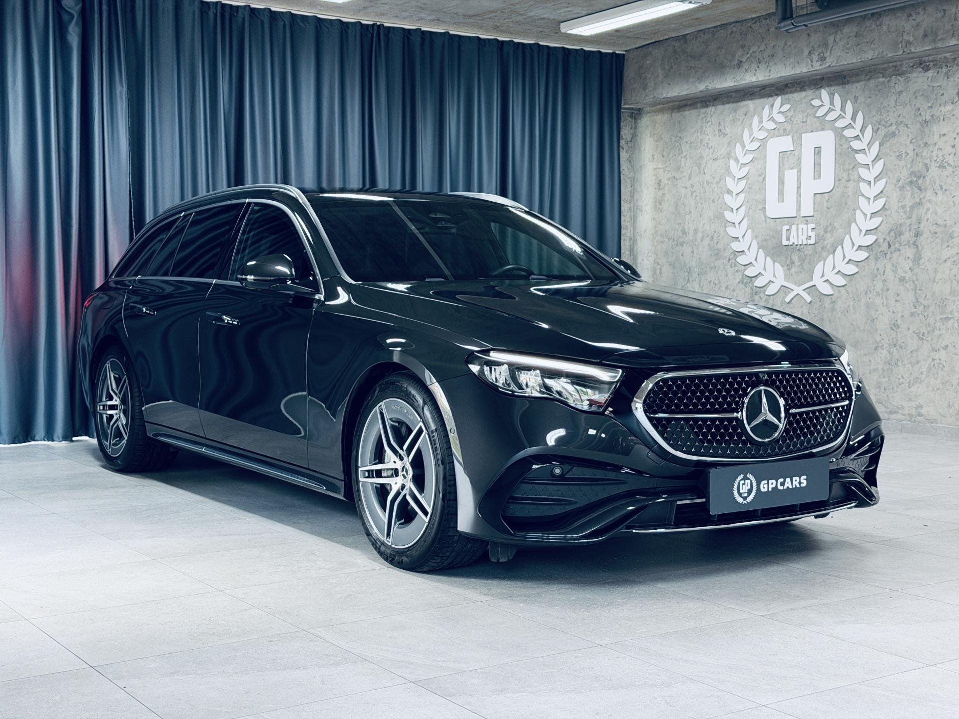 Mercedes-Benz Třídy E 220d*AMG*360*TAŽNÉ*ZÁRUKA.29