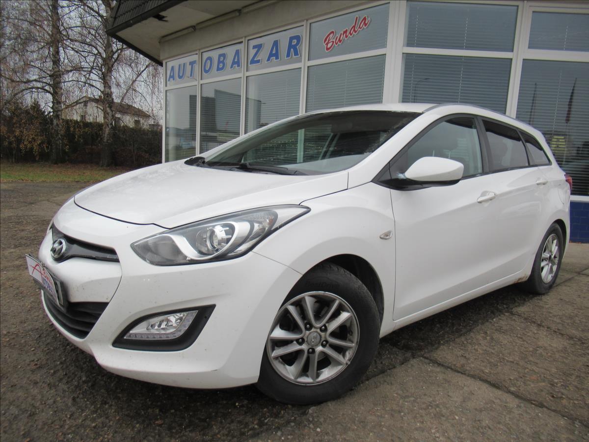 Hyundai i30 1,6 i LPG Nová plynová nádrž!!