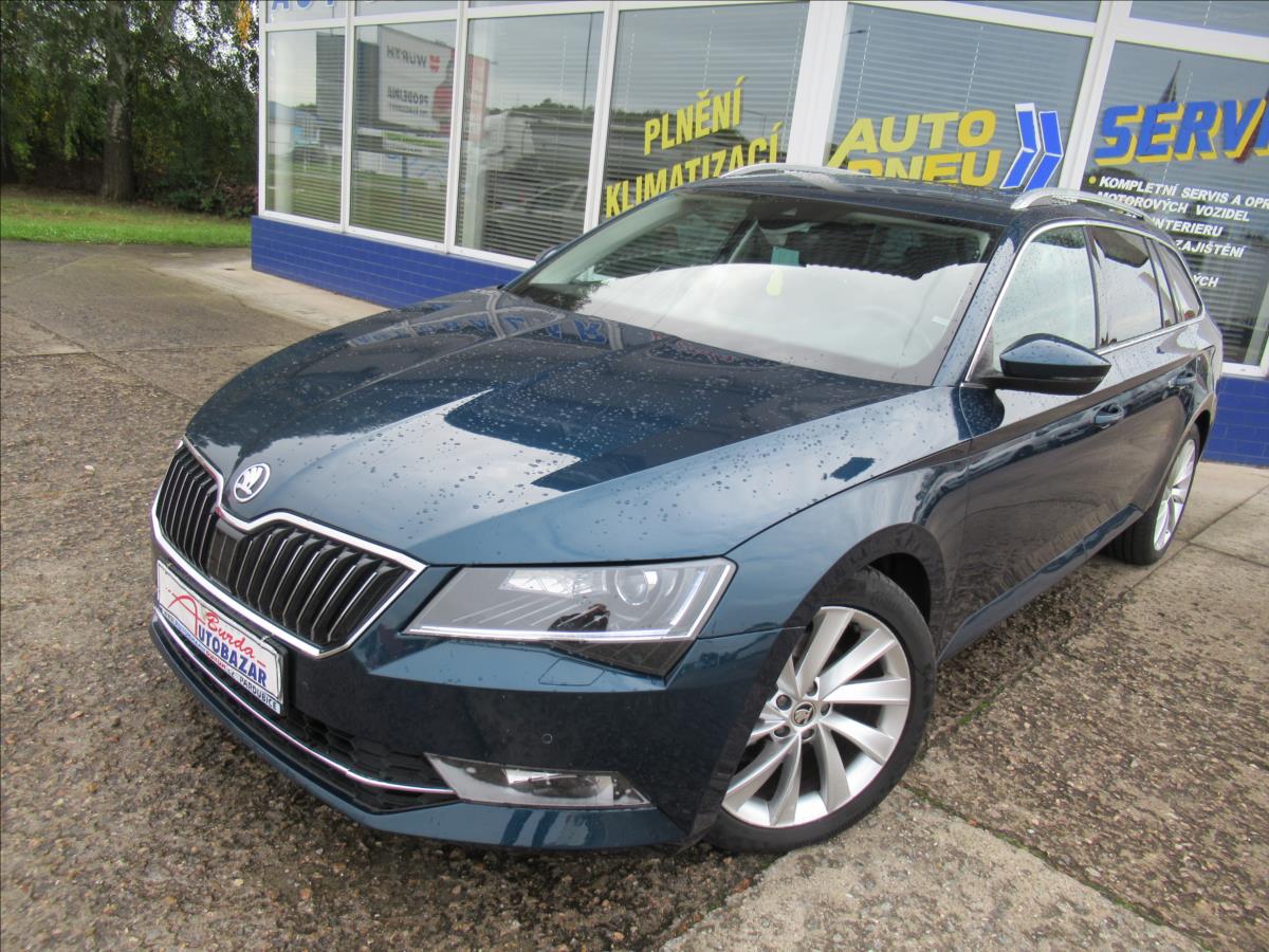 Škoda Superb 2,0 TDI 140kW 4x4 Style Combi