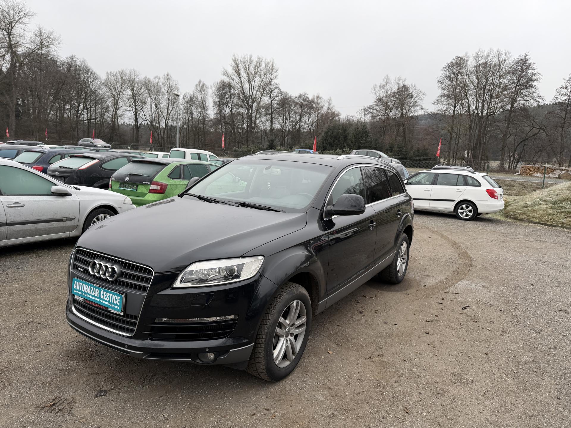 Audi Q7 3.0 TDI PANO, TAŽNÉ,NAVIG