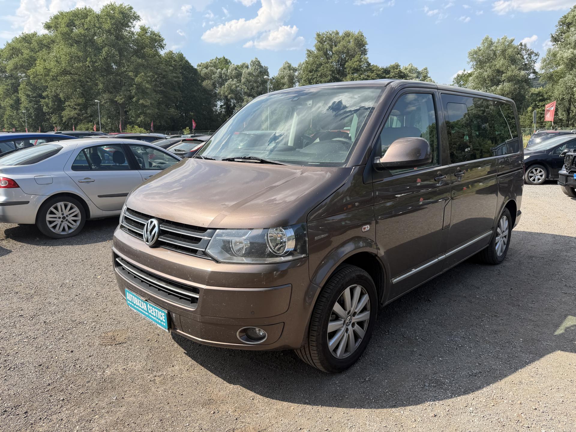Volkswagen Multivan 2.0 TDI 7 MIST KUŽE HIGHLINE