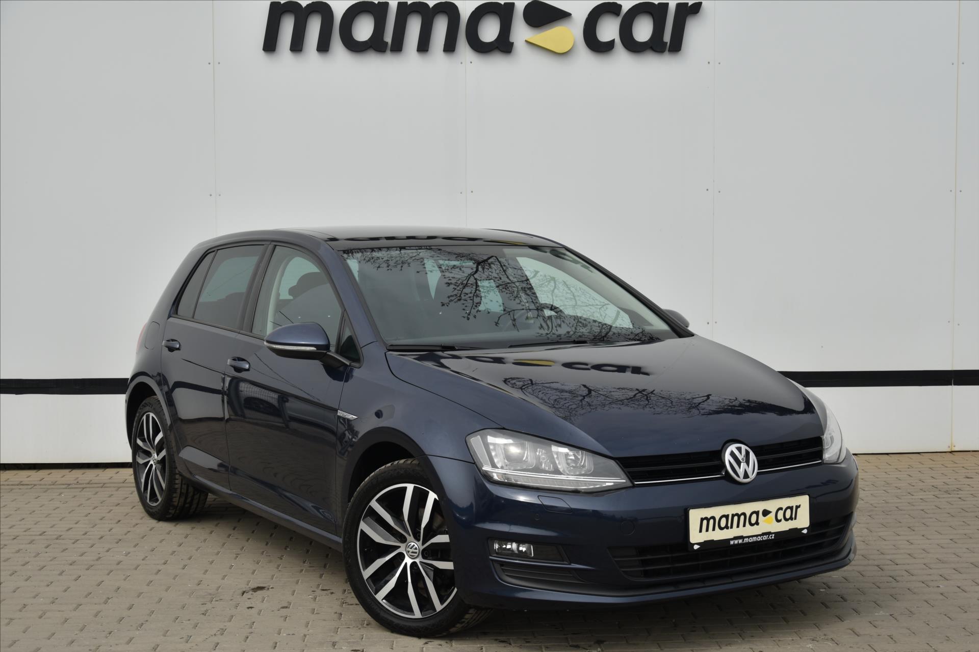 Volkswagen Golf 1.4 TSI 103kW DSG CUP TAŽNÉ Z.