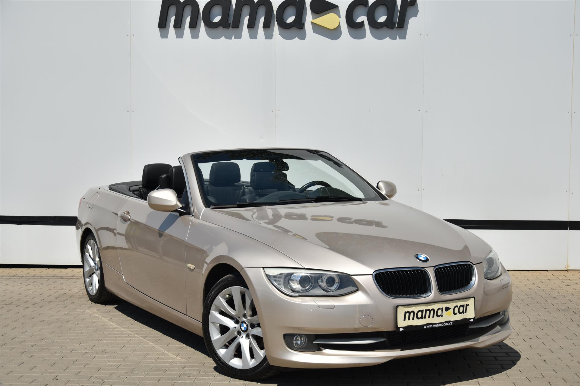 BMW Řada 3 320d 135kW CABRIO XENON