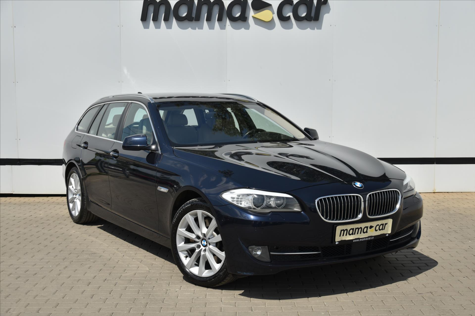 BMW Řada 5 530d BIXEN KŮŽE NAVI TAŽNÉ ČR - foto 2