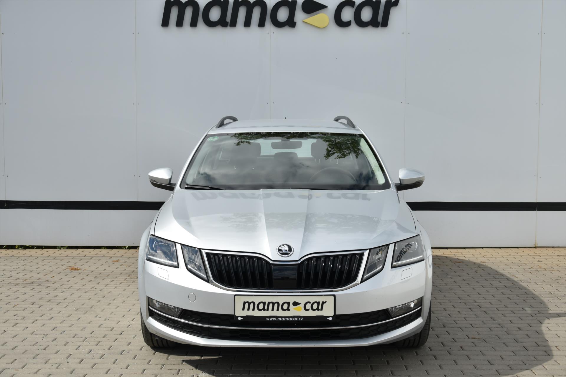 Škoda Octavia 1.6 TDI 85kW DSG LED NAVI ČR - foto 2
