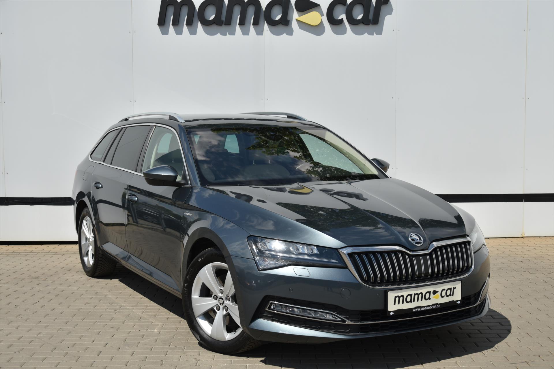 Škoda Superb 1.6TDI DSG KŮŽE SERVIS. KN.