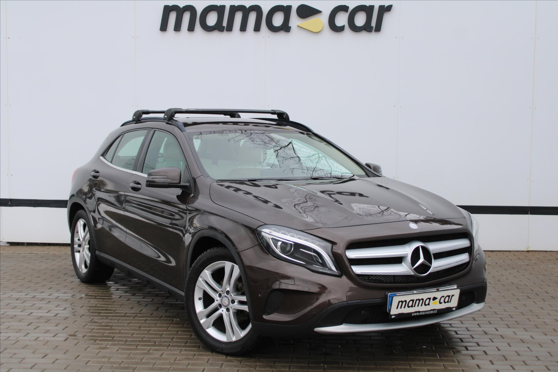 Mercedes-Benz GLA 200d 4MATIC LED NAVI ČR