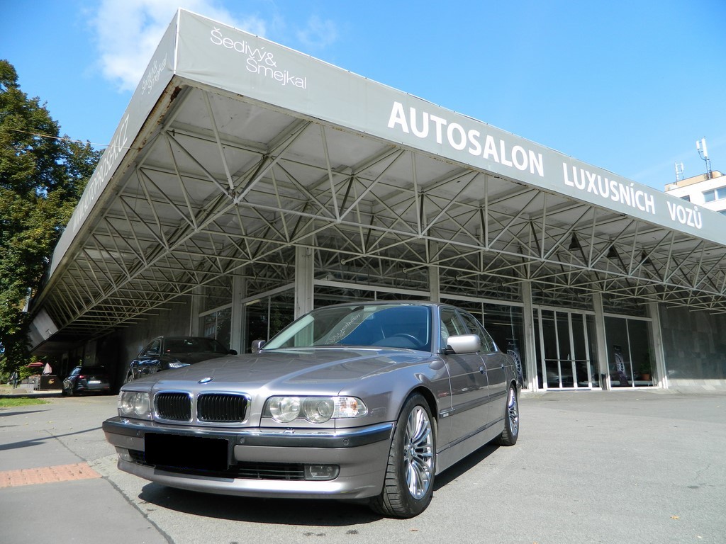 BMW Řada 7 730D E38 142kW