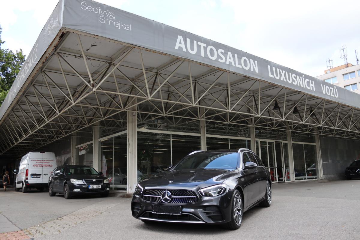 Mercedes-Benz Třídy E E 300D 4MATIC KOMBI AMG 195kW