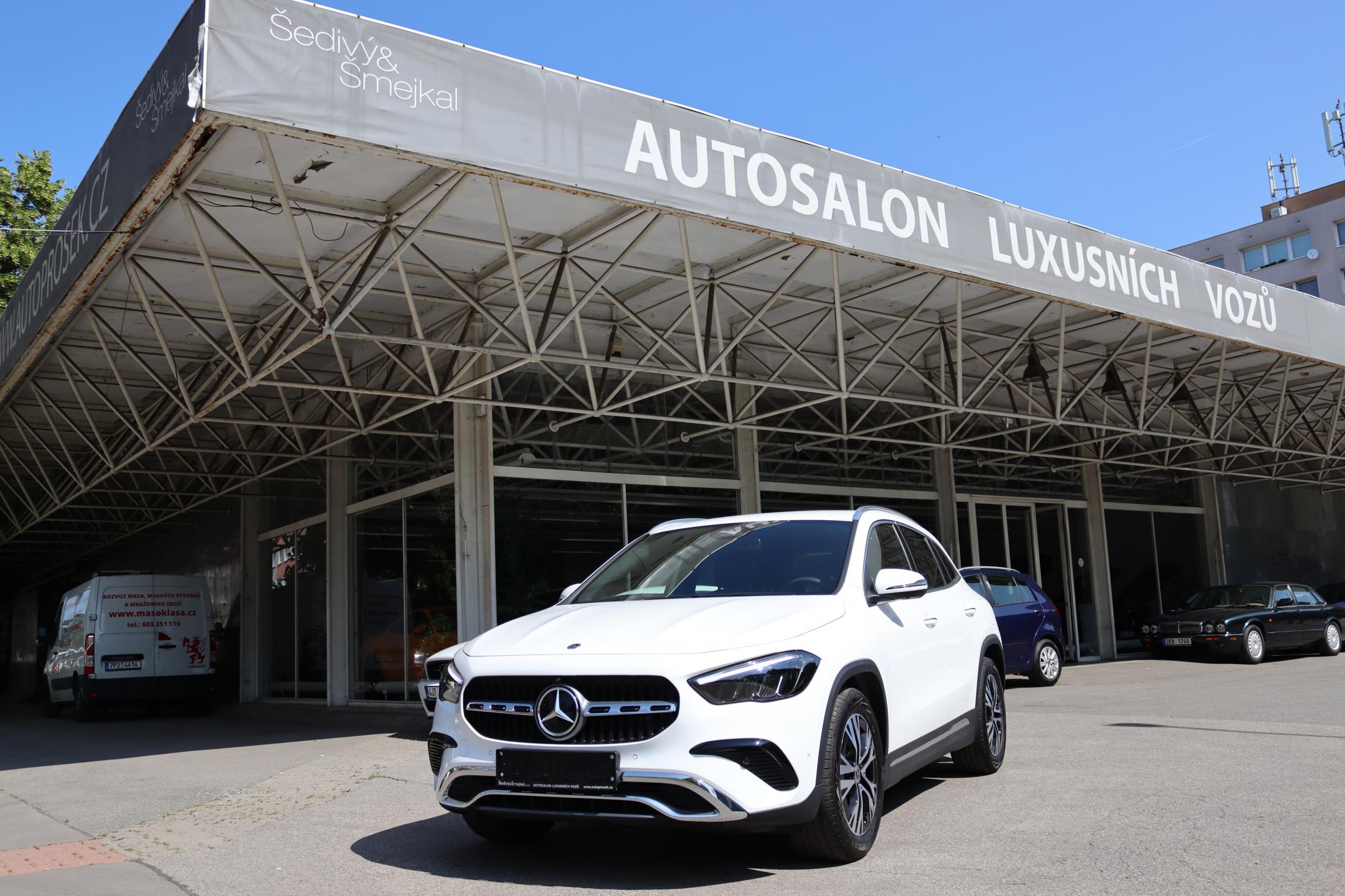 Mercedes-Benz GLA 180 PROGRESSIVE 100kW