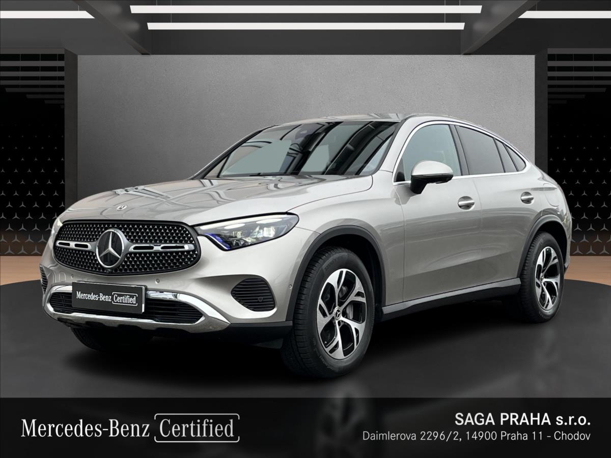 Mercedes-Benz GLC 300e 4MATIC kupé s hybridní te