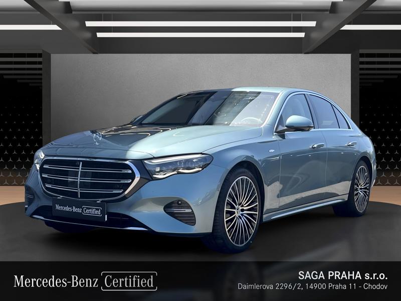 Mercedes-Benz Třídy E 300 de 4MATIC s hybridní techn