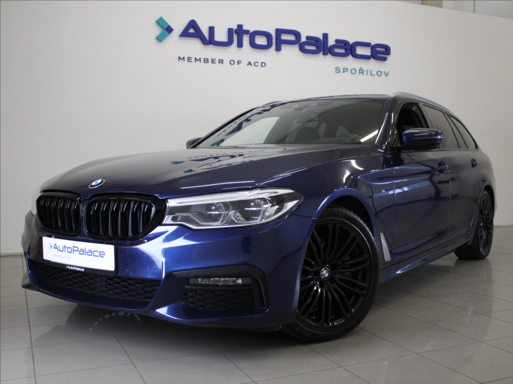 BMW Řada 5 530xD M-Paket Paměť TAŽNÉ 3,