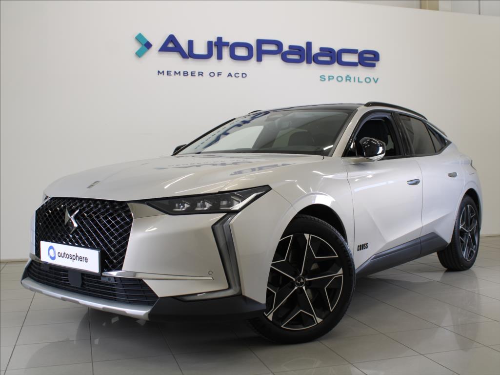 DS Automobiles DS4 1,6 PHEV 165kW Rivoli 1.maj.ČR