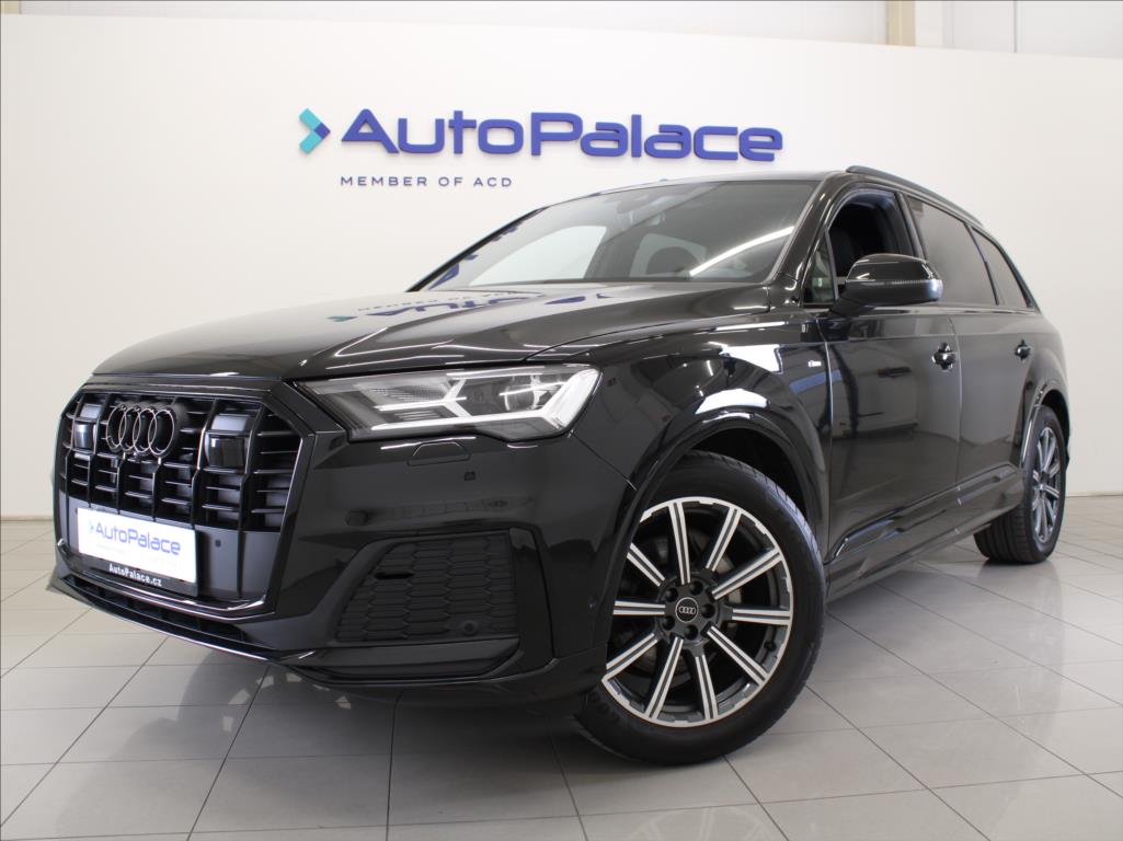 Audi Q7 3,0 50TDi S-Line 94tkm. 1.maj.