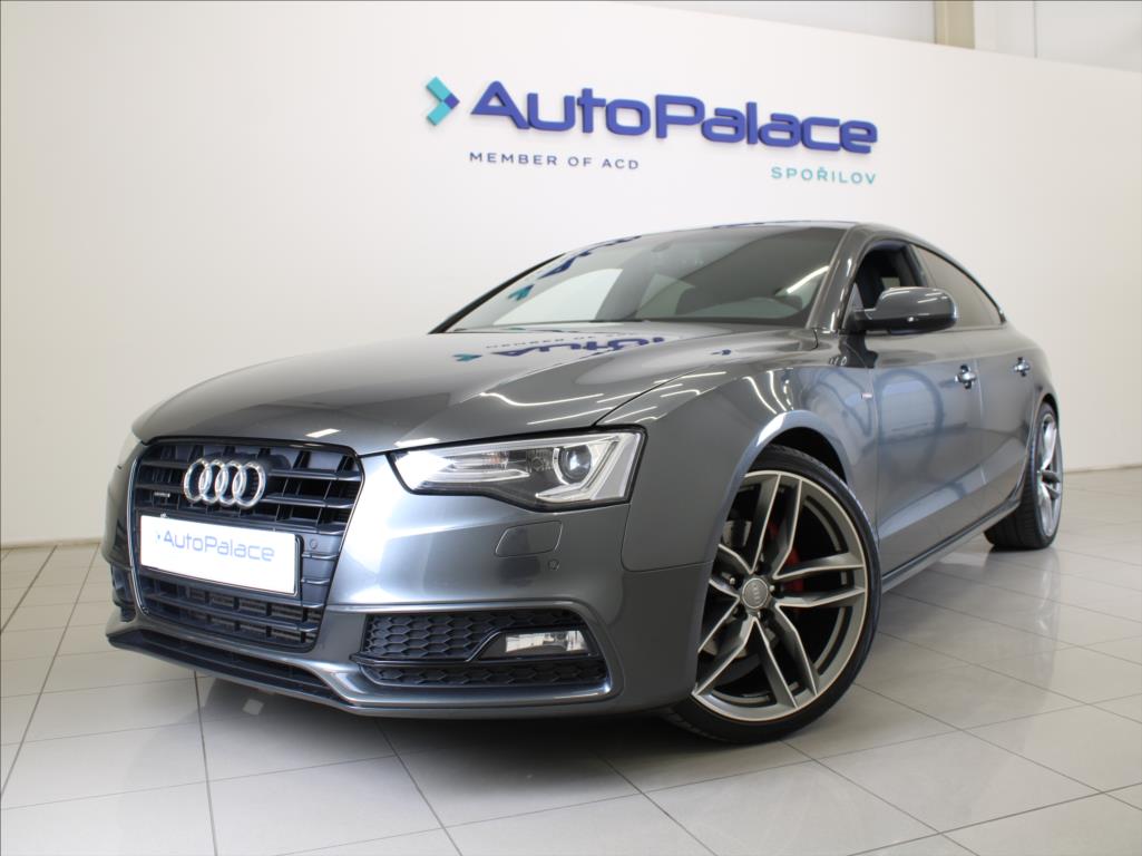 Audi A5 2,0 TFSI 169kW Q.S-Line Paměť