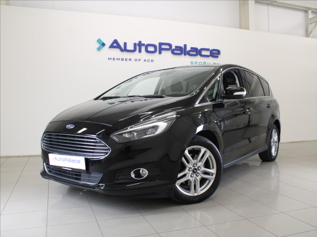 Ford S-MAX 2,0 TDCi 110kW Titanium Tažné