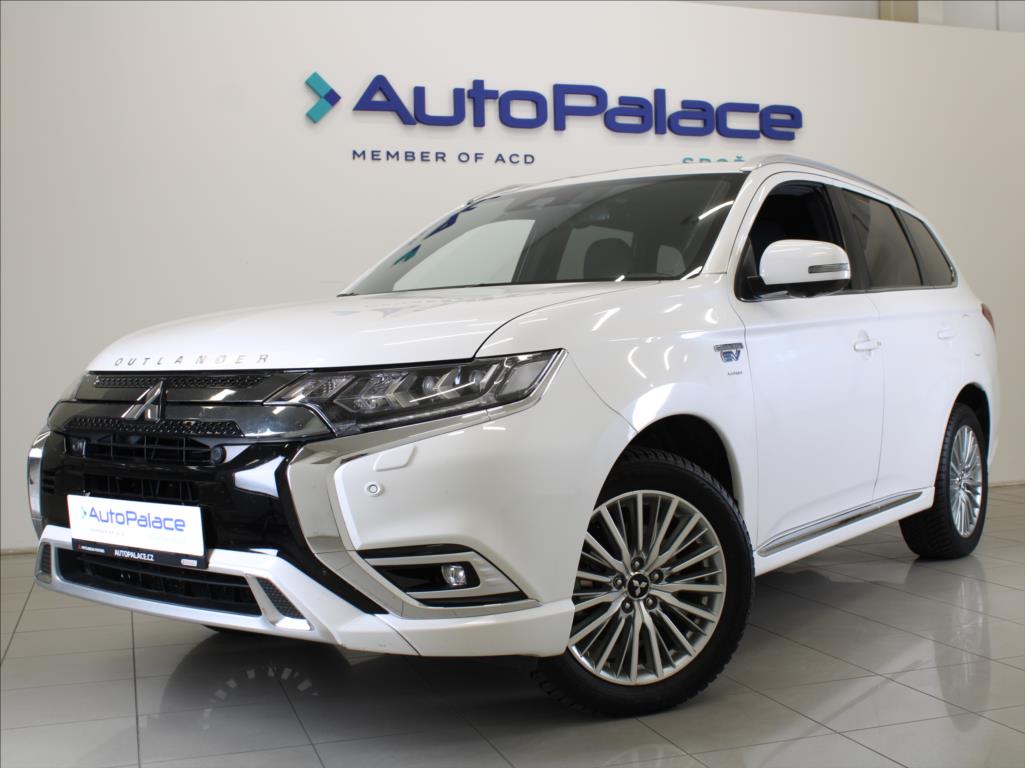 Mitsubishi Outlander 2,4 PHEV 165kW Instyle 1.maj.Č