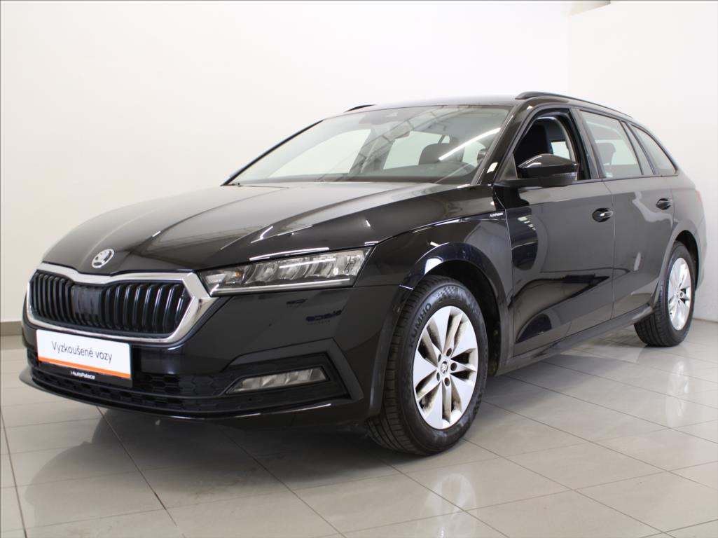 Škoda Octavia 2,0 TDi DSG Ambition 73tkm.ČR