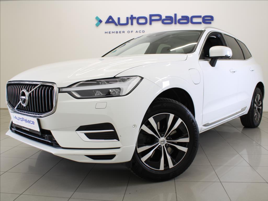Volvo XC60 2,0 T6 AWD 340k.Pano.H/K.Paměť