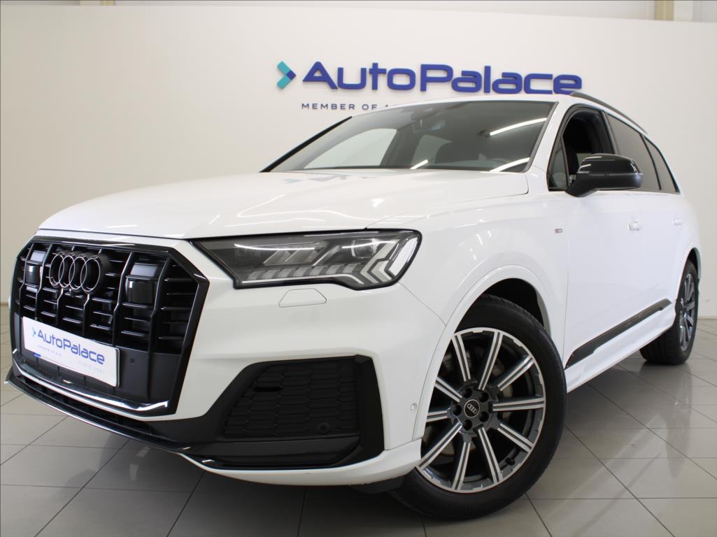 Audi Q7 3,0 50TDi S-Line 7-míst B&O ČR