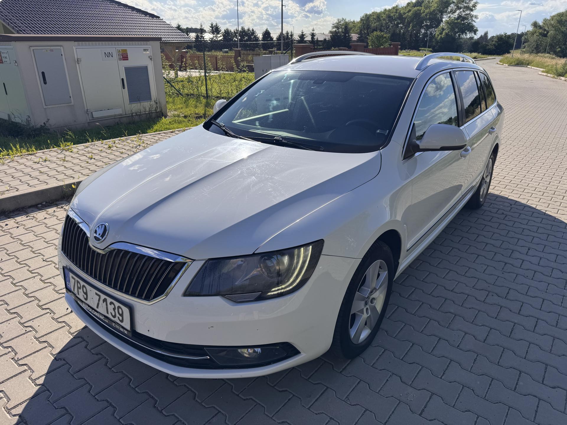 Škoda Superb 2.0TDI 103Kw DSG Elegance
