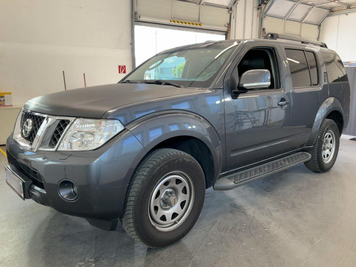 Nissan Pathfinder 2.5 dCi LE 140Kw manuál