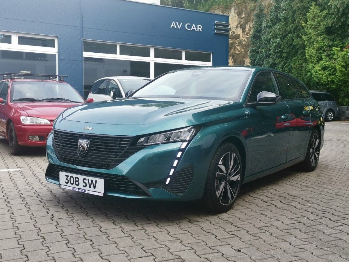 Peugeot 308 SW ALLURE Plug-in HYBRID 180