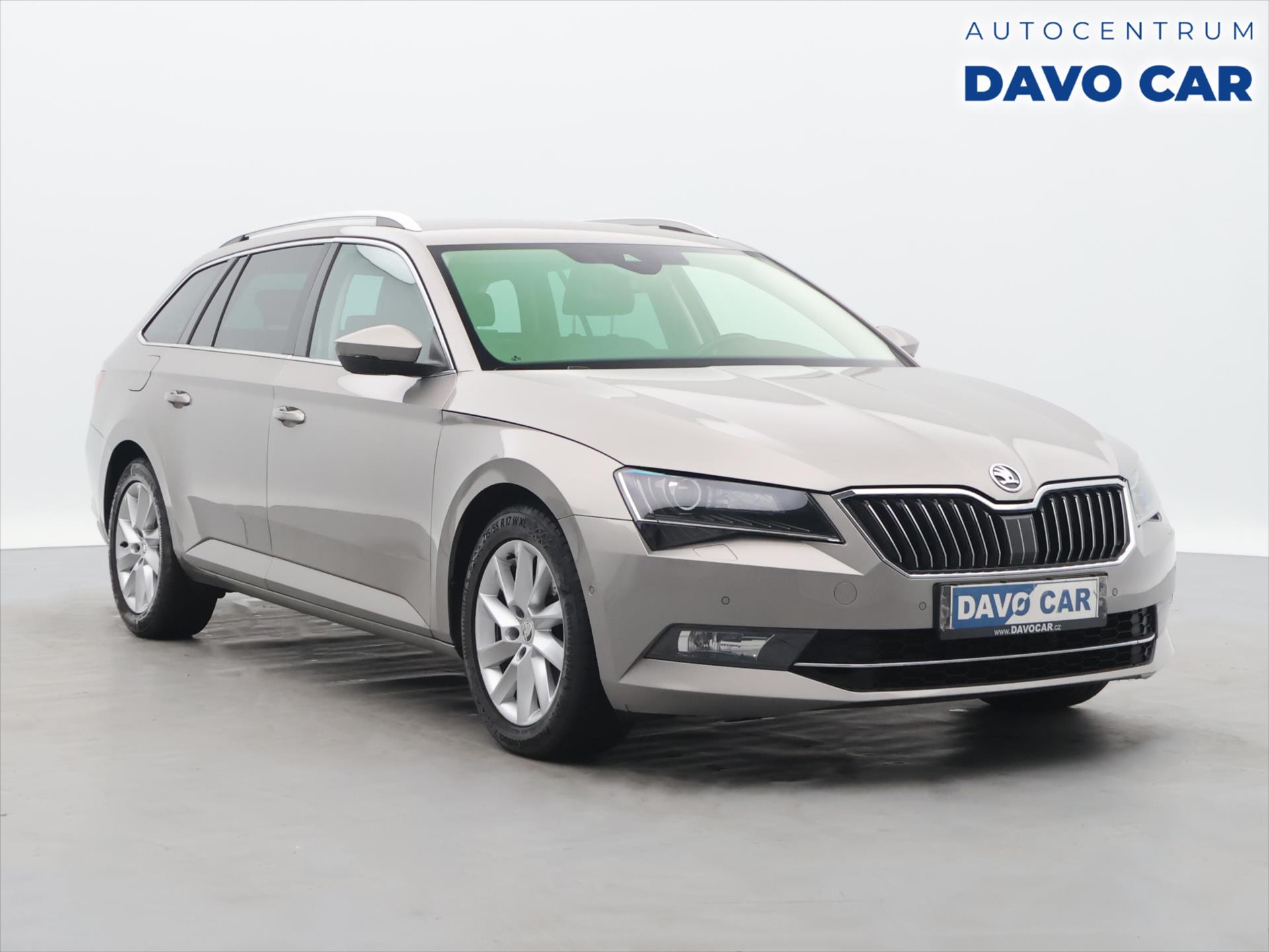 Škoda Superb 2,0 TDI DSG Style+ Kůže DPH