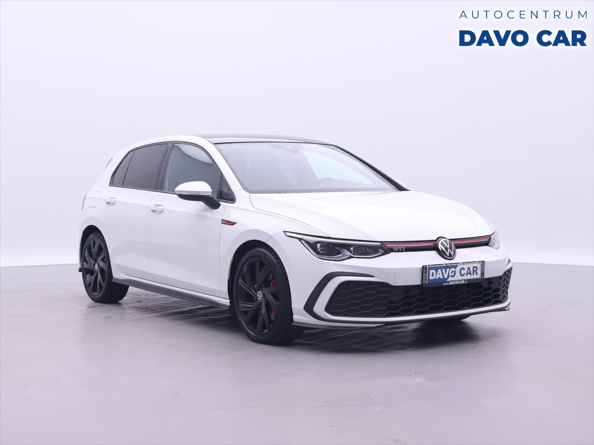 Volkswagen Golf 2,0 TSI GTI 180kW Virtual DPH