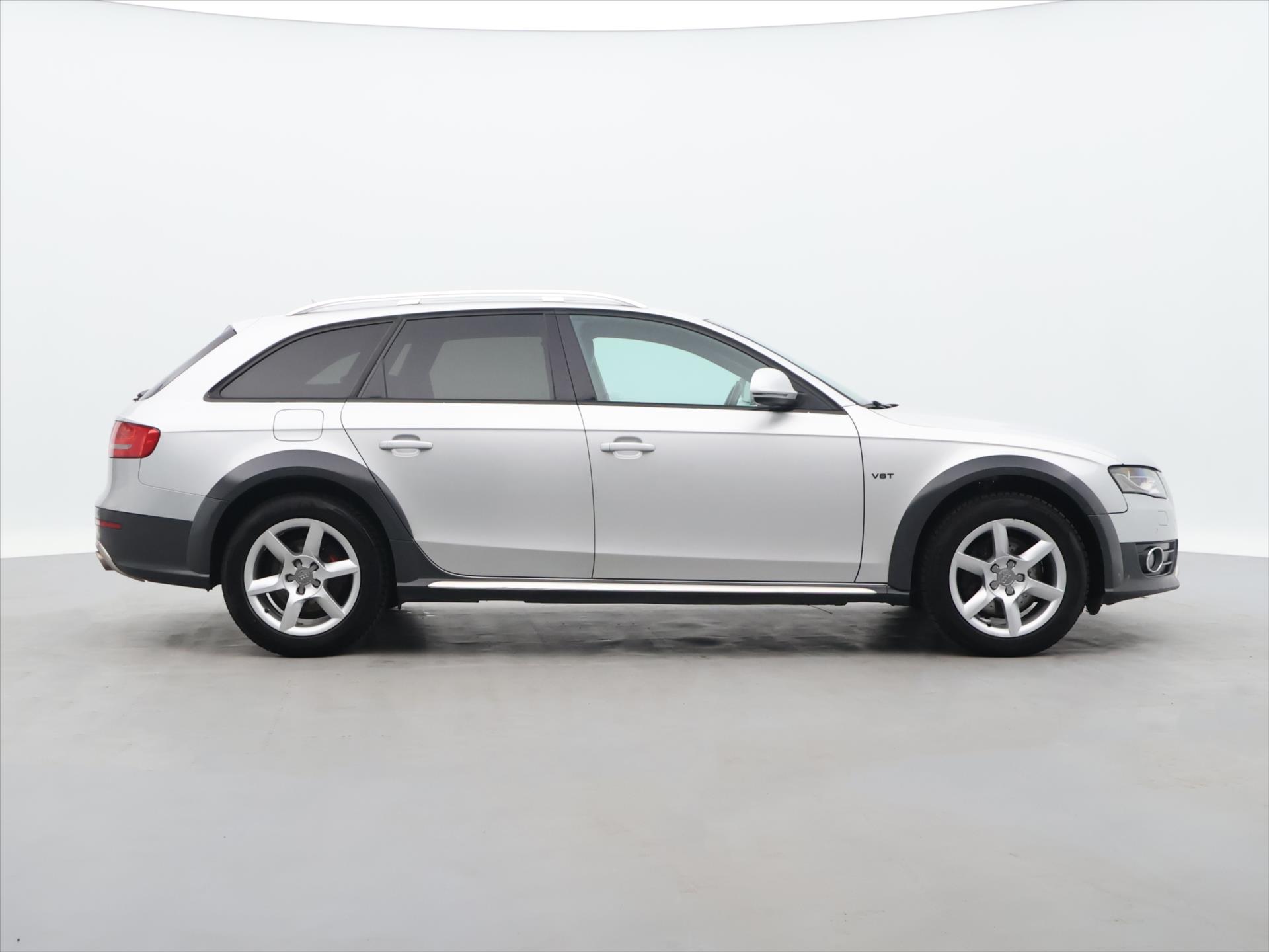 Audi A4 Allroad 3,0 TDI 176kW Xenon - foto 8