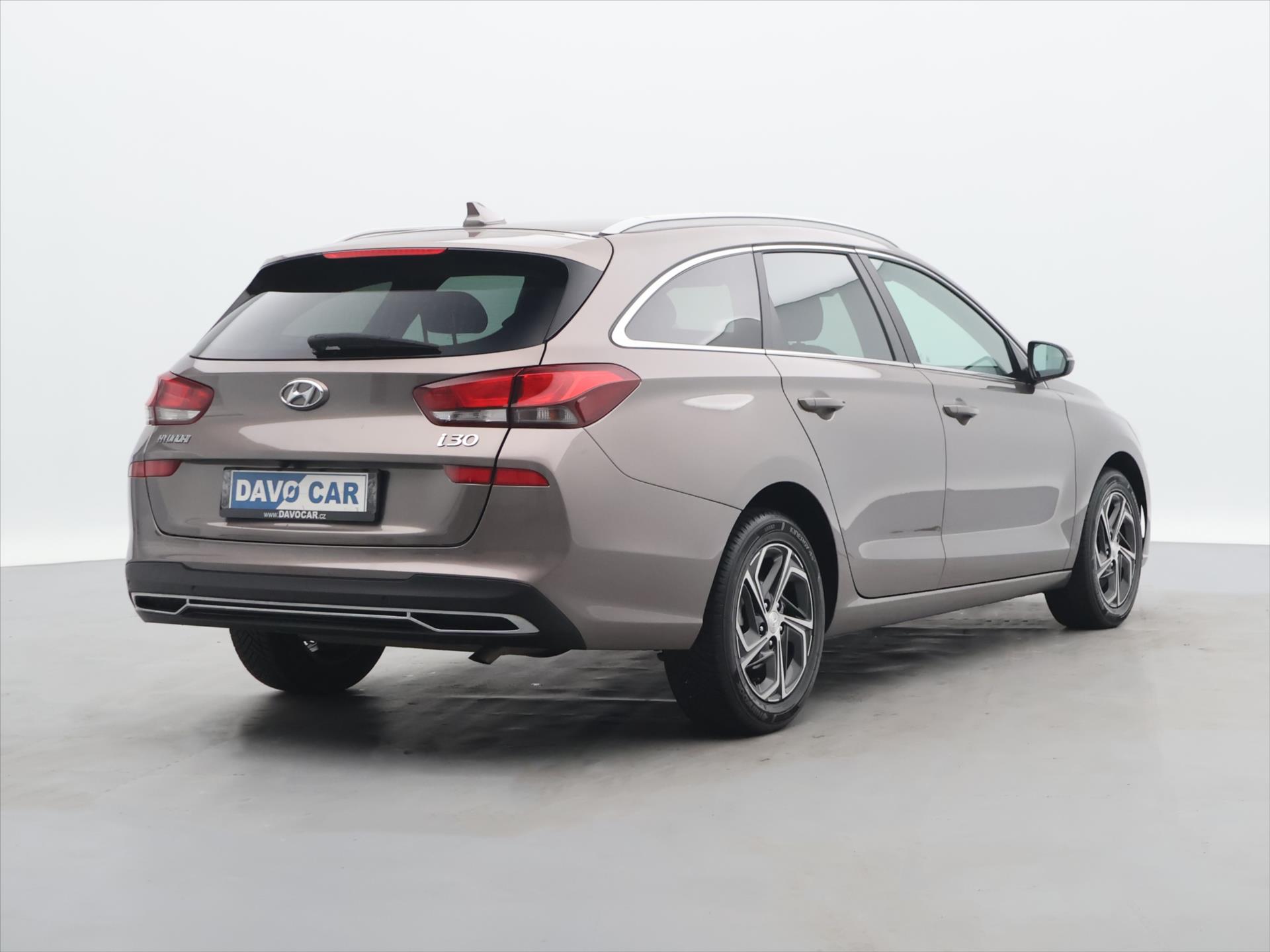 Hyundai i30 1,0 T-GDI 88kW Style DCT CZ DP - foto 7