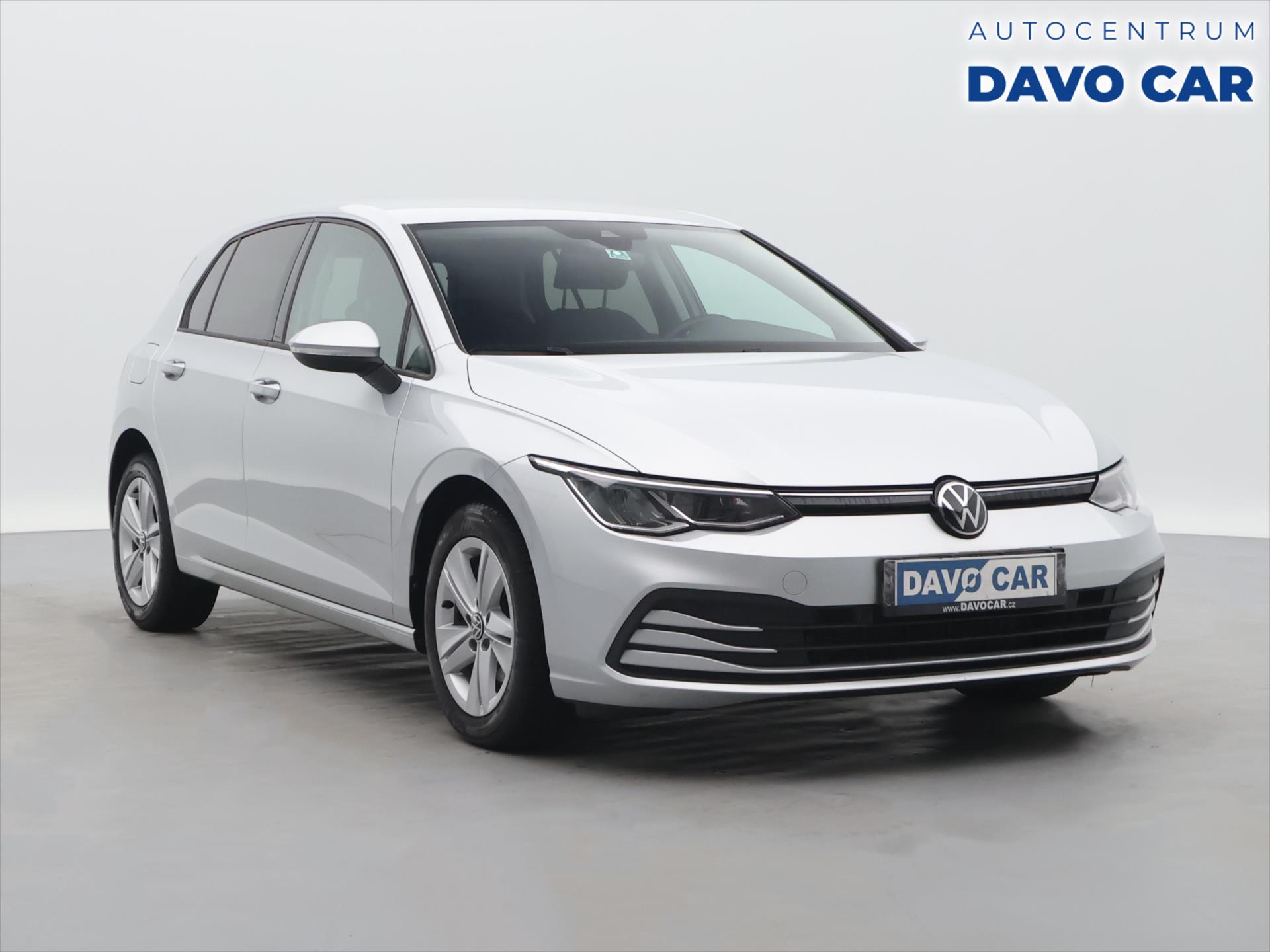 Volkswagen Golf 1,0 TSI 81kW Life M6