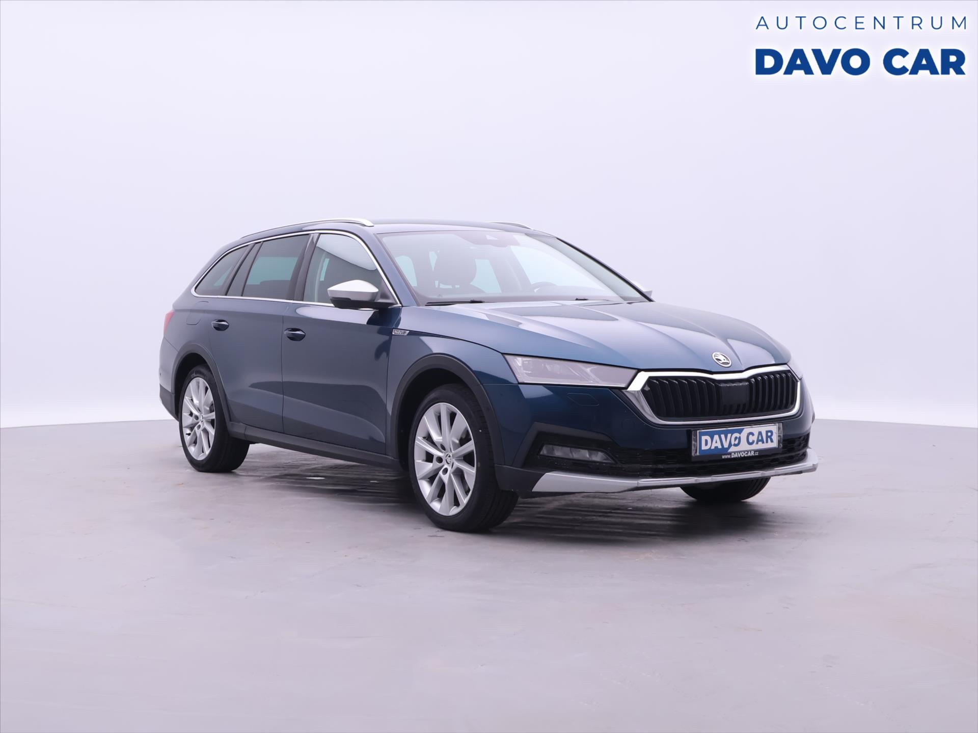 Škoda Octavia 2,0 TSI 140kW DSG Scout DPH