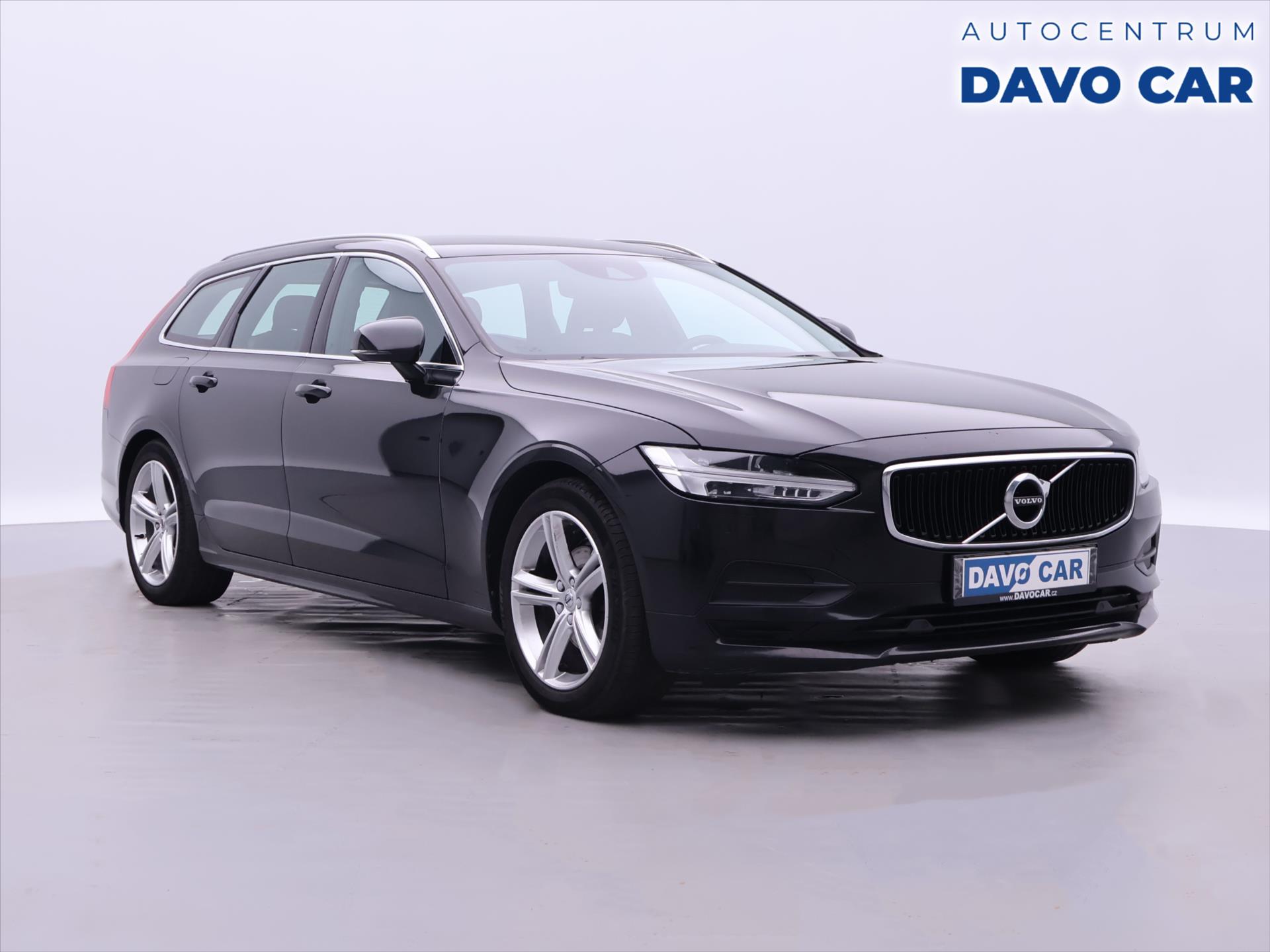 Volvo V90 2,0 D4 140kW Aut. AWD Momentum