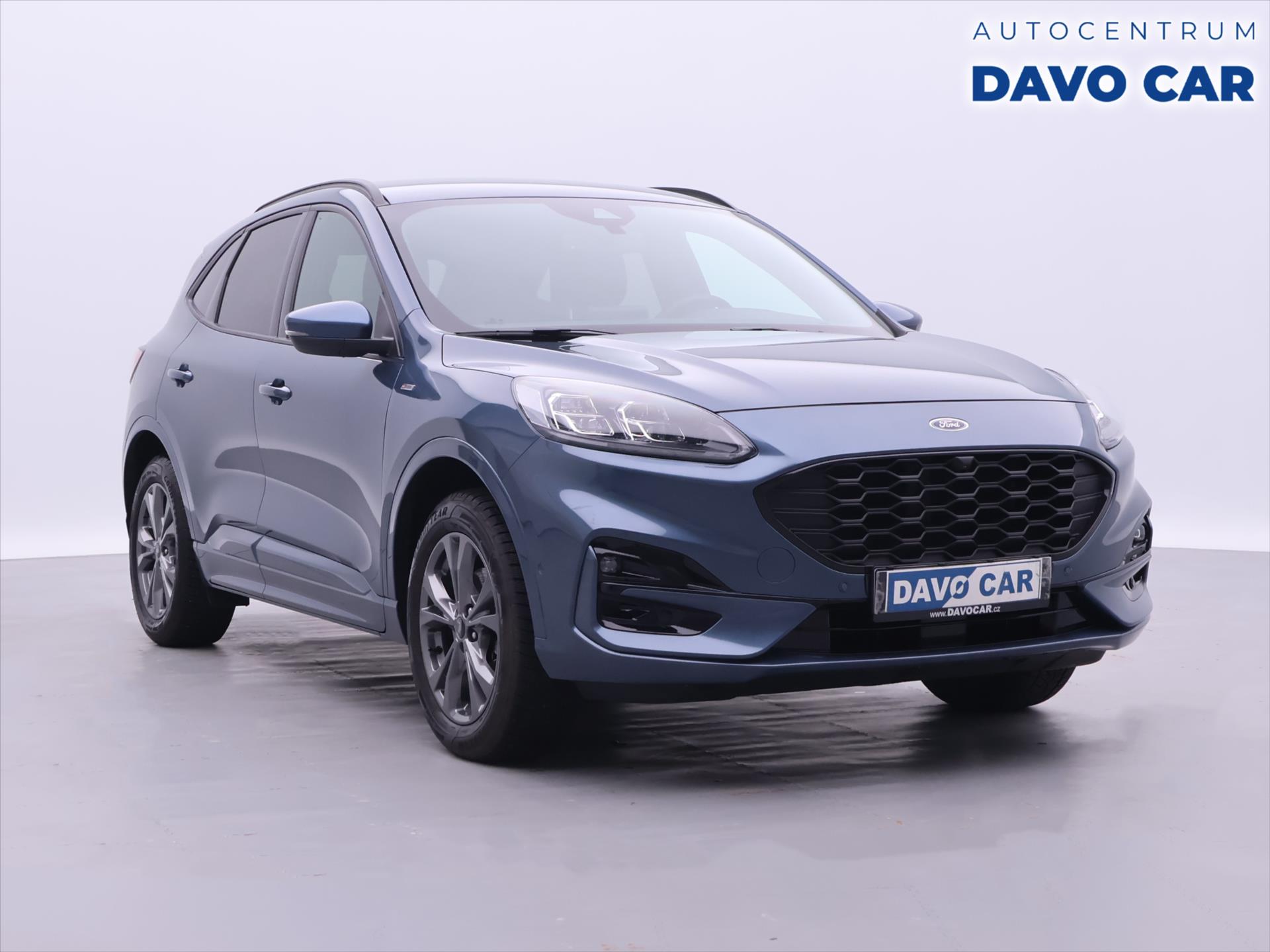 Ford Kuga 2,5 DT 112kW Hybrid CZ LED 4X4