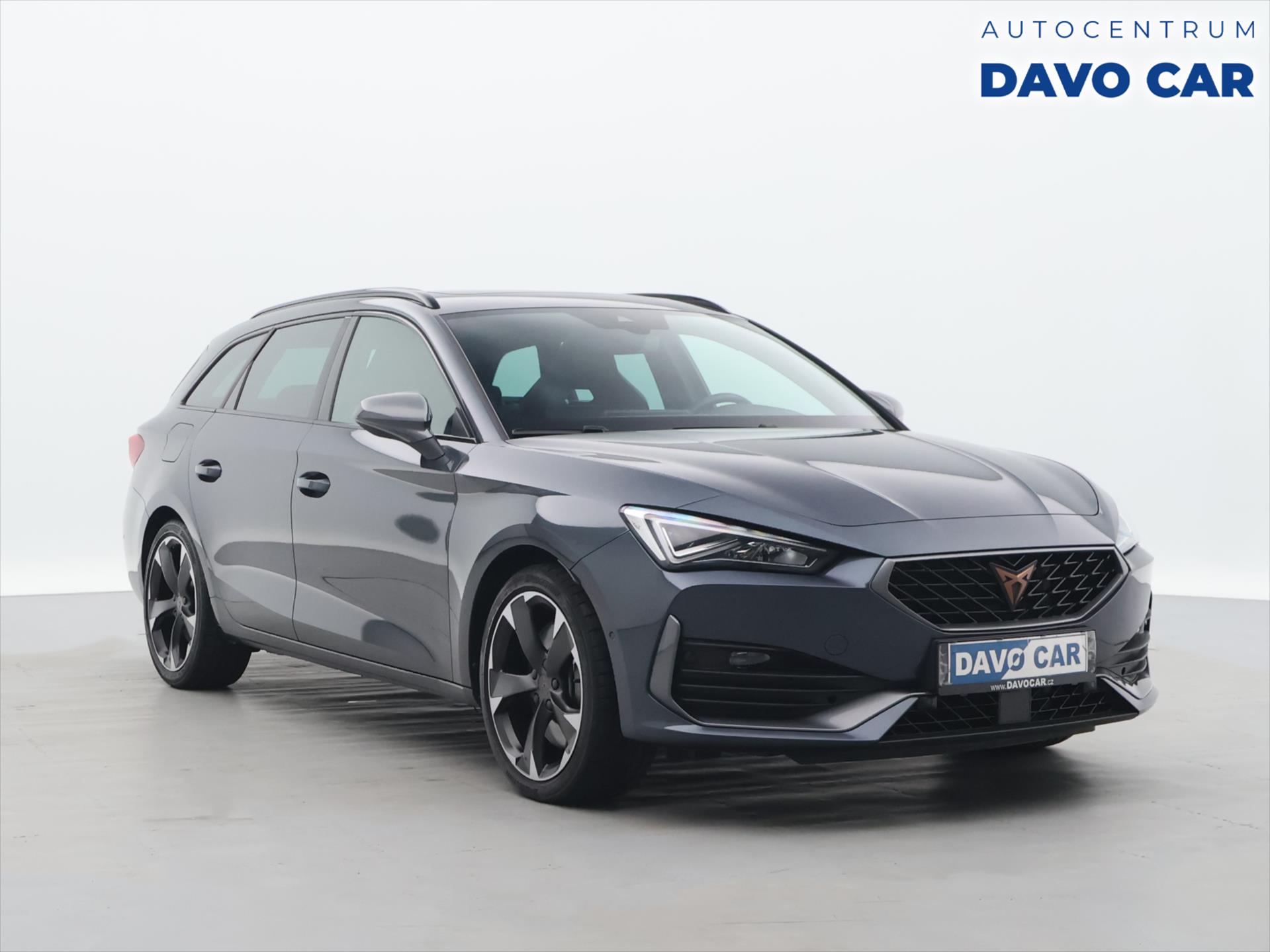 Cupra Leon 2.0 TSI 180kW ST DSG LED ACC