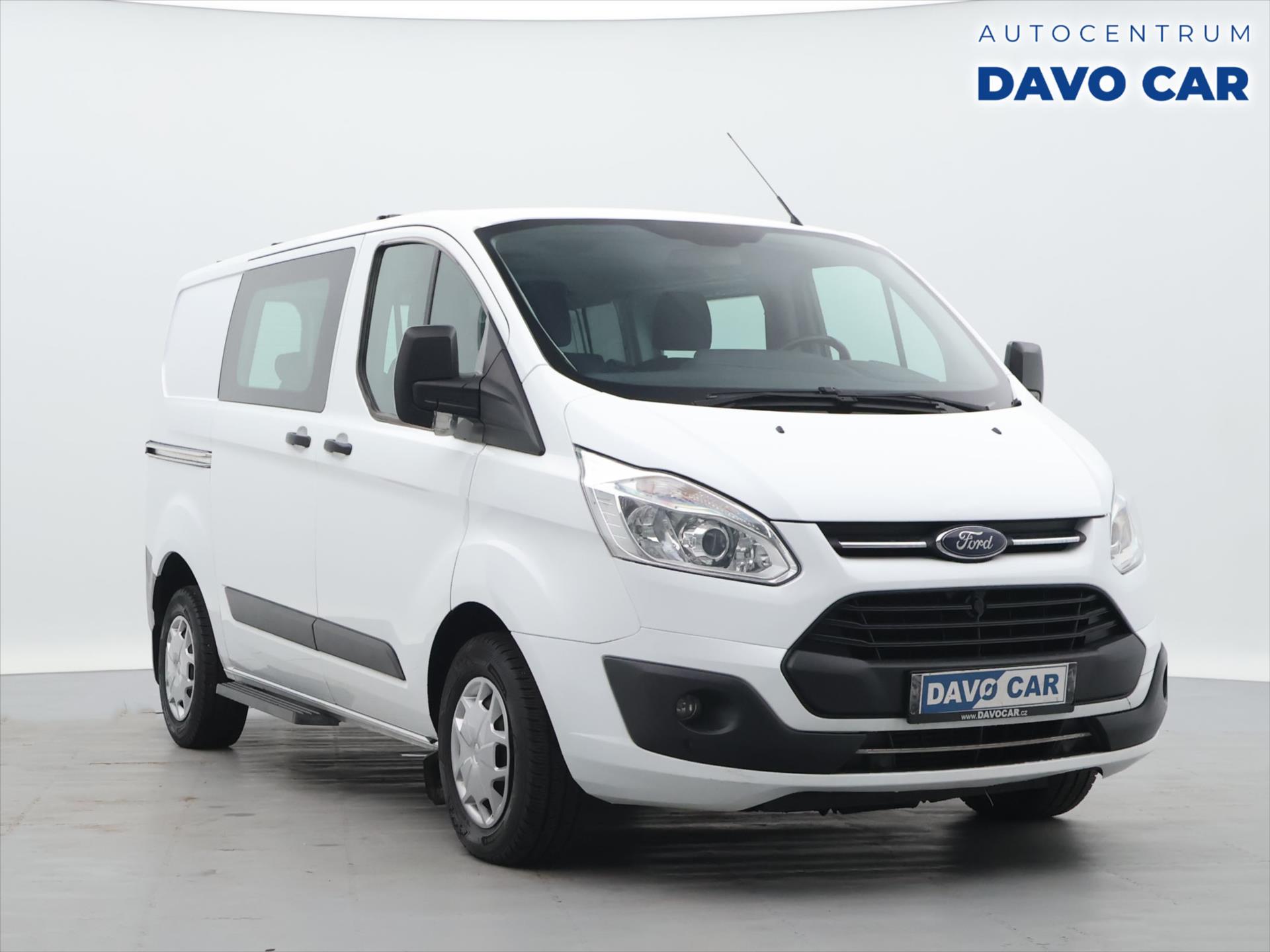 Ford Transit Custom 2,0 TDCi 96kW 6-Míst CZ DPH