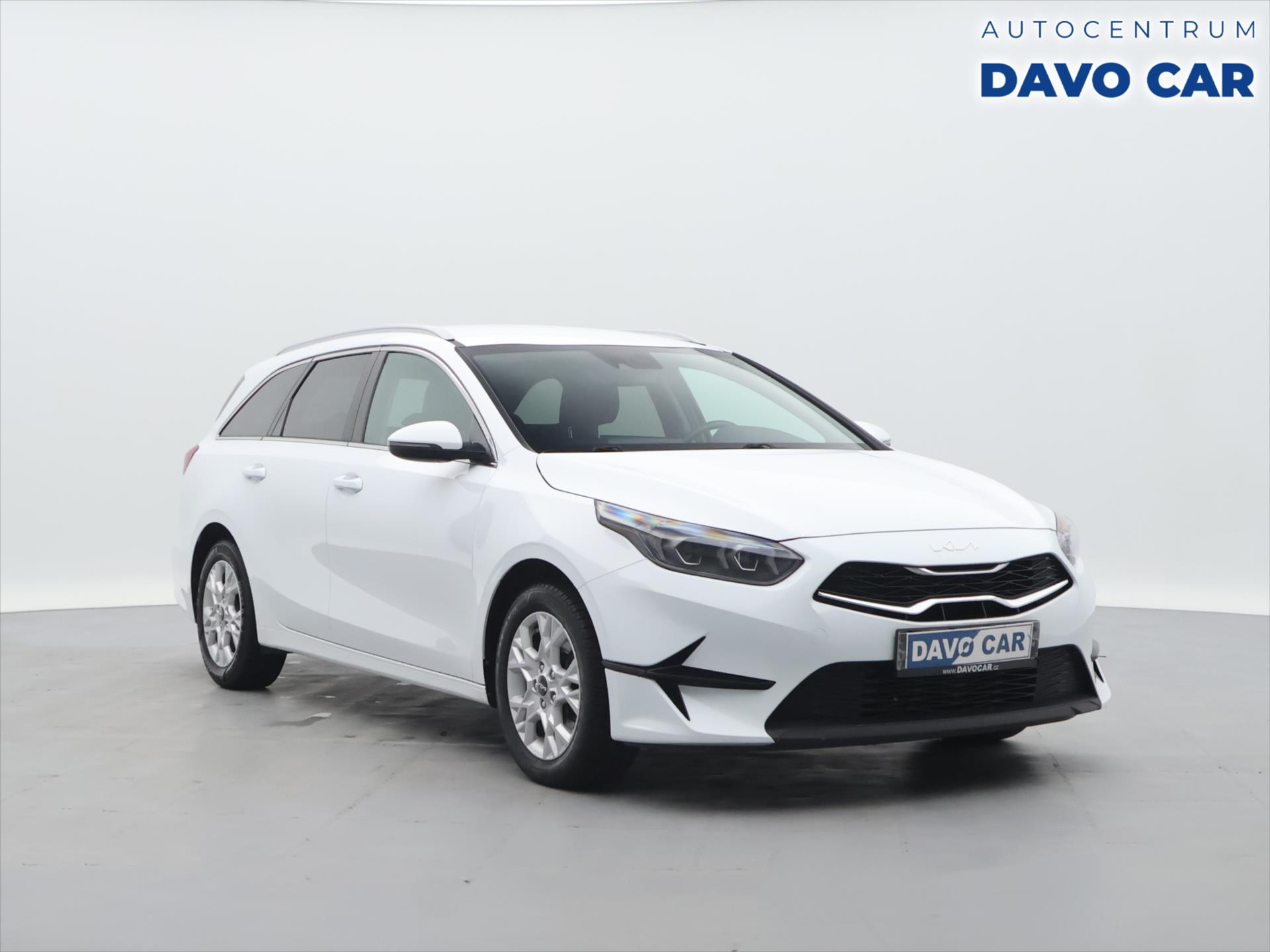 Kia Ceed 1,5 T-GDI 117kW TOP DPH CZ 1.M