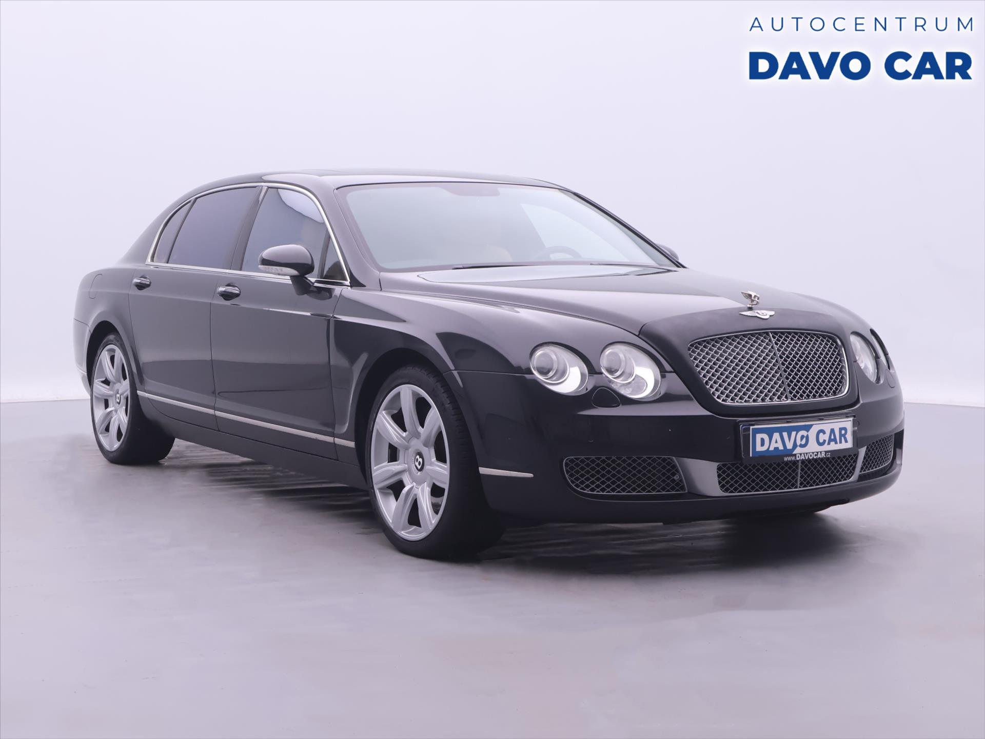 Bentley Continental Flying Spur 6,0 W12 412 kW 4x4 Kůže DPH