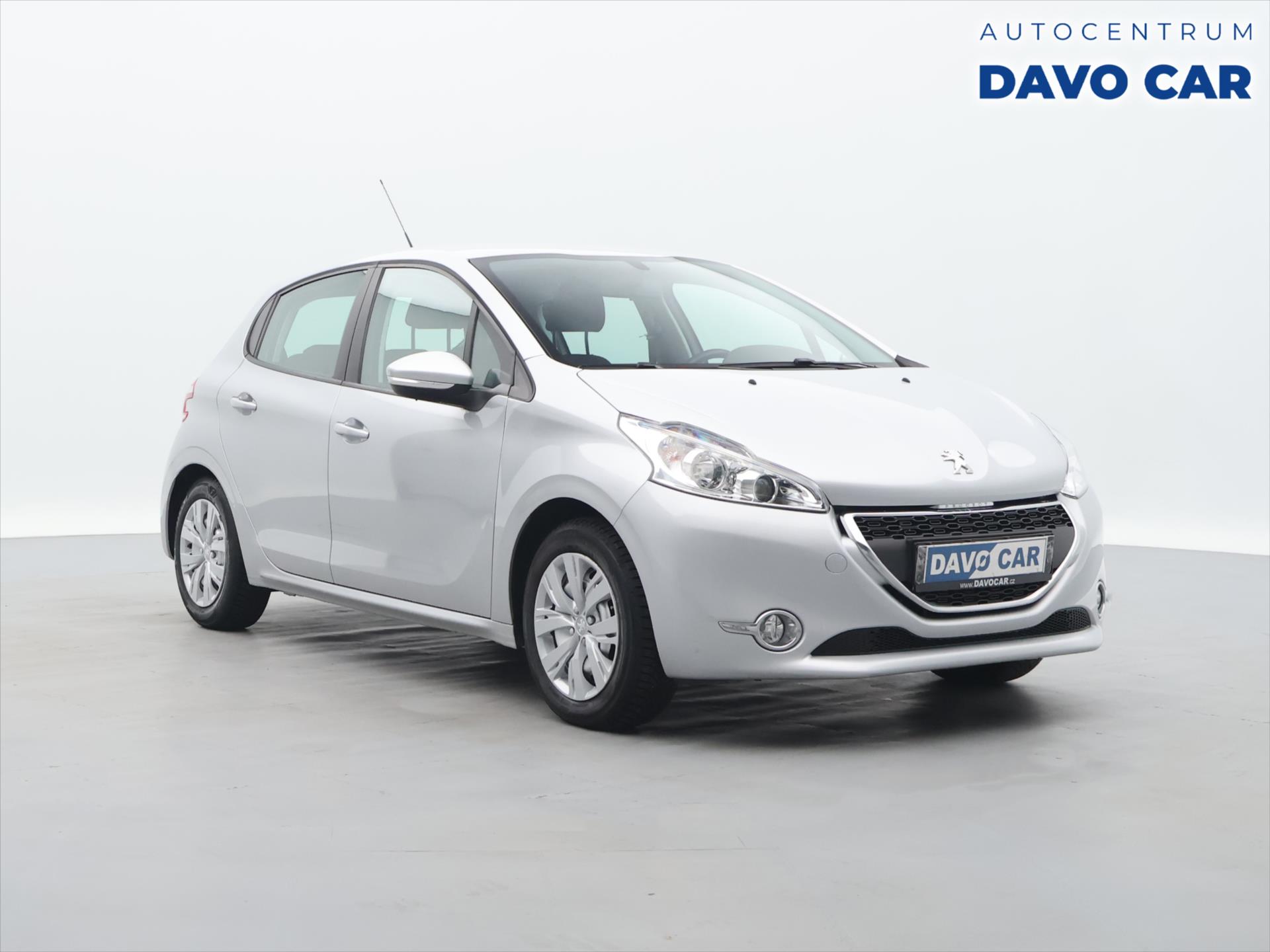 Peugeot 208 1,2 PT 60kW Klima CZ LPG